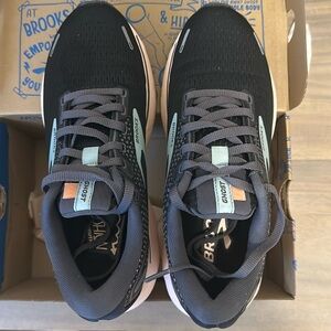 Brooks Ghost 14 running shoes